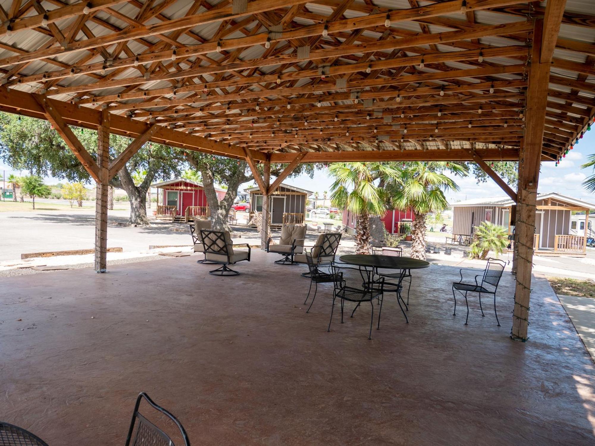 Rivercity Rv Park New Braunfels Buitenkant foto